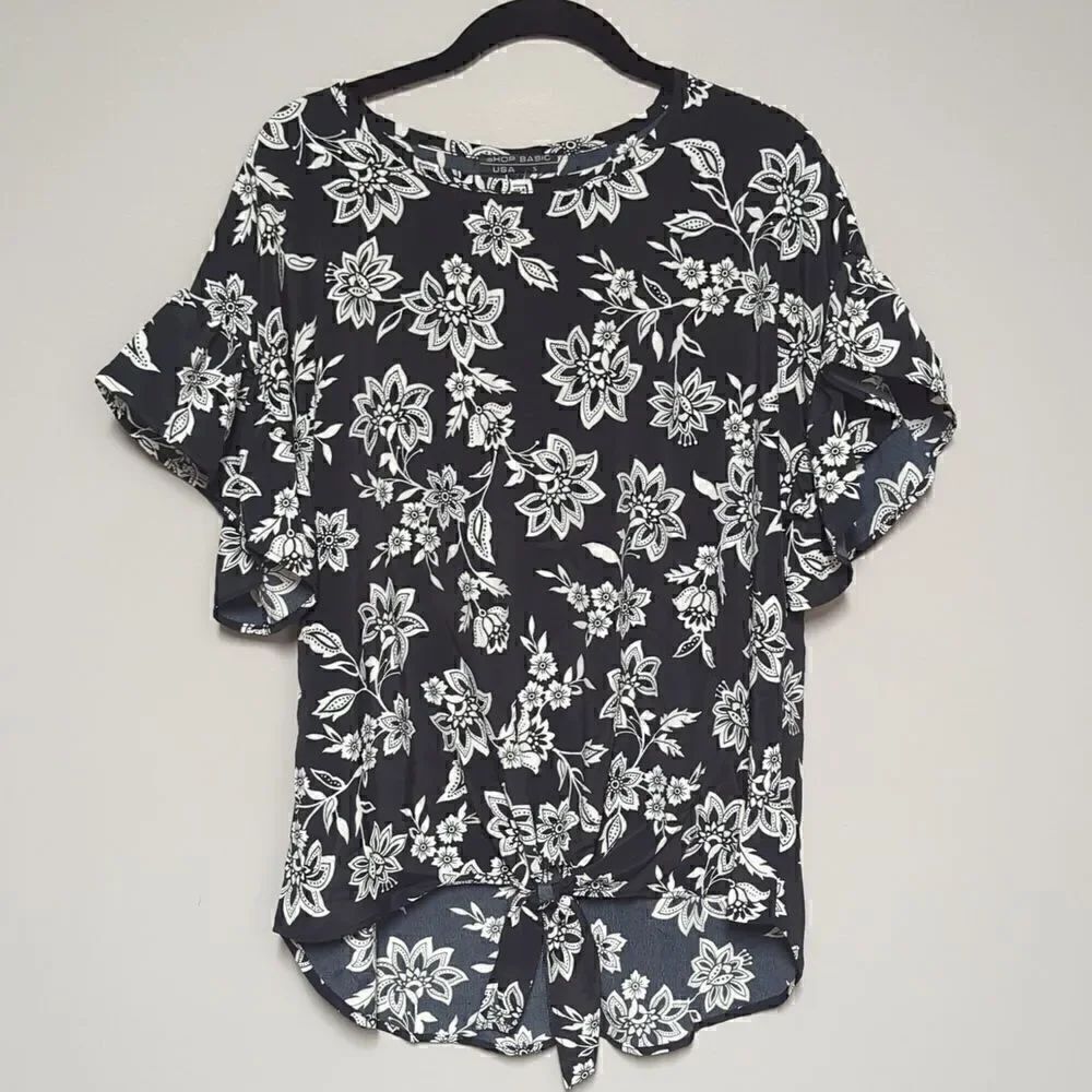 NWT Shop Basic Black Floral Short Sleeve Blouse